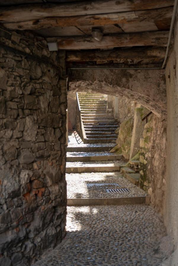 La Filanda - The House Of Travelers Brienno Exterior foto